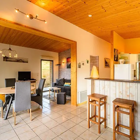 Holiday home Et Piscine Privee Sur Domaine Viticole